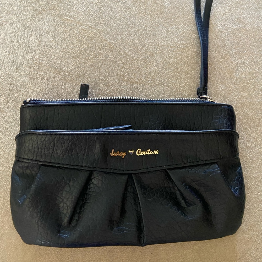 Juicy Couture Black faux Leather Wristlet - Picture 1 of 9